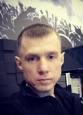 Александр, 36, Россия, Железногорск (Красноярский край)