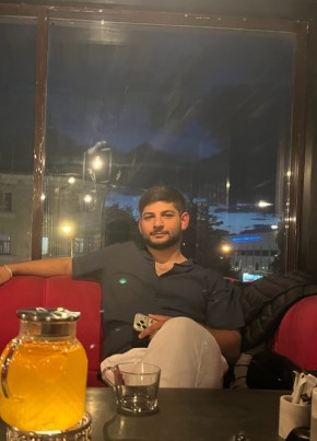 Мамед из Подольска 21 год