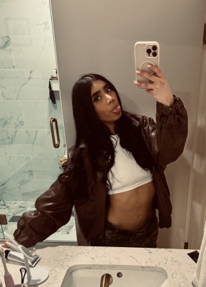 Violet, 28, Russia, Moscow