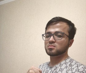 Manuchekhr, 22, Moscow