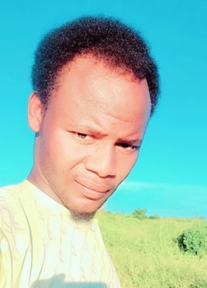 BACHAR из Ndjamena 22 года