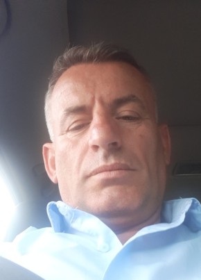 Arjan, 49, Albania, Tirana