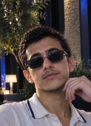 نواف из البو كمال 18 лет