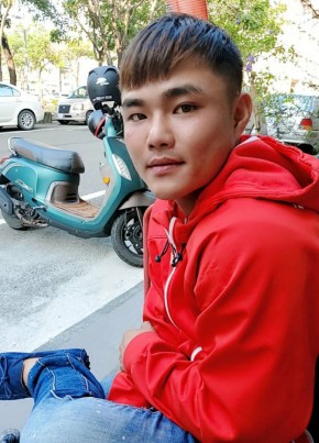 小孟, 28, 中华人民共和国, 臺中市