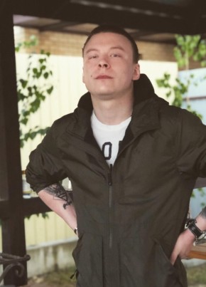 Максим, 32, Россия, Гатчина