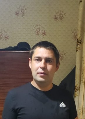 Василий, 33, Россия, Миллерово