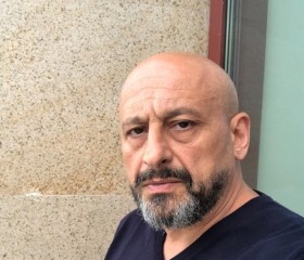 Олег, 54 года, القاهرة