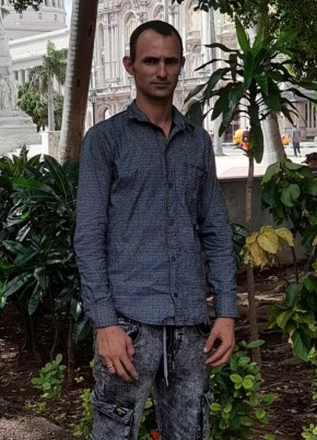 Javier Requena, 37, Cuba, Havana