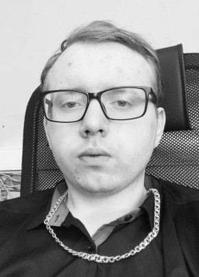 Илья из Новокузнецка 26 лет
