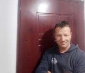 Duško, 36, Vienna