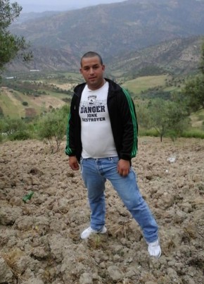 Djafar bejaia , 38, People’s Democratic Republic of Algeria, Feraoun