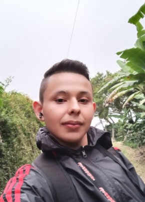 Nelson Alvarez, 22, República de Colombia, Santafe de Bogotá