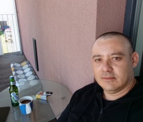 alex, 40, Paracin