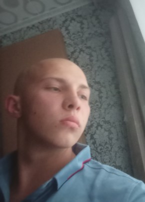 Кирилл из Тулы 19 лет