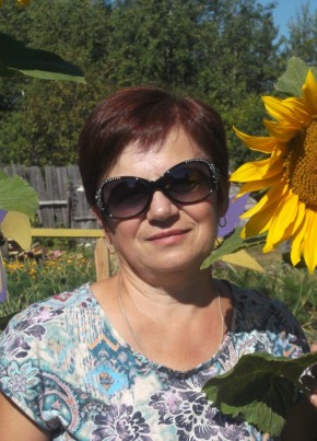 Елена, 67, Россия, Киров (Калужская обл.)