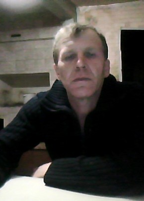 Александр, 62, Россия, Усолье-Сибирское