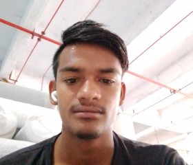 Manish, 19, Surat