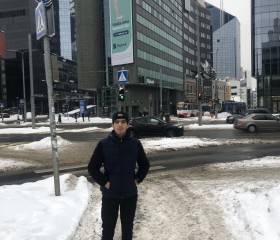 Muhammadiy, 27, Raszyn