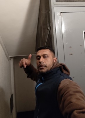Jahan Rashed из Roma 37 лет