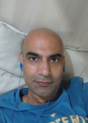 Rai, 46, India, Delhi