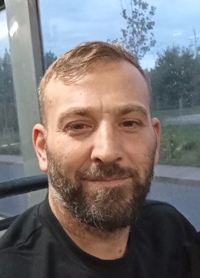 Catalin из Sectorul 1 37 лет
