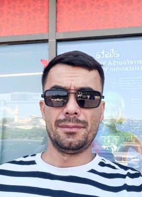 Guga из Elâzığ 18 лет