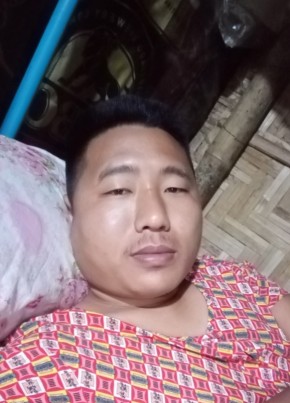 Naw, 21, Myanmar (Burma), Rangoon