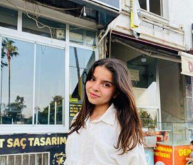 Dilan, 22, Mercin
