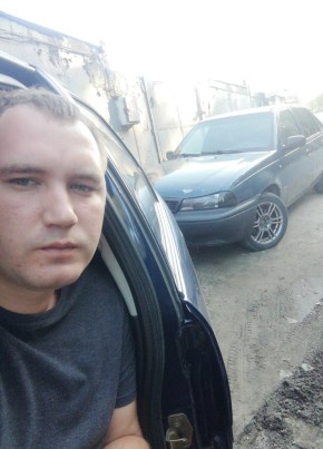 Aleksandr, 28, Russia, Saratov