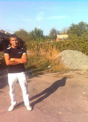 Виктор, 36, Россия, Семикаракорск