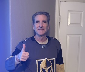 Robert, 61, Las Vegas