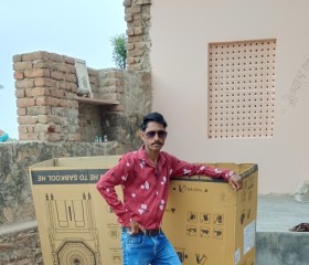 Rajesh, 20, Jaipur