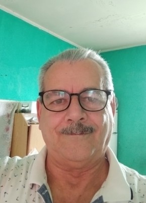 Адил