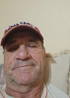 Александр из Таганрога 67 лет