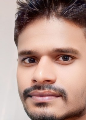 Amrulla, 18, Qatar, Doha