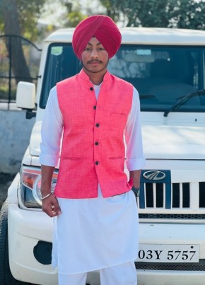 Gagandeep Singh, 18, India, Kotkapura