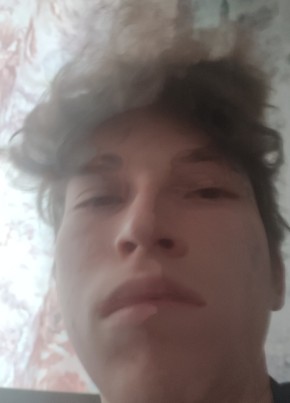 Егор из Лысьвы 18 лет