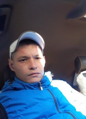 Руслан Бунаков из Соснового Бора 38 лет