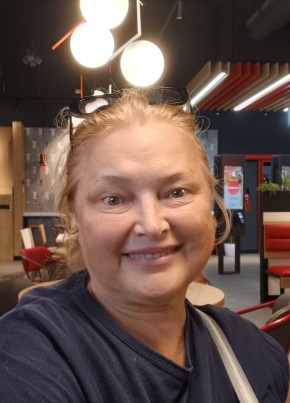 Lena, 63, Russia, Saint Petersburg