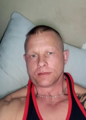 Александр из Ирбита 45 лет