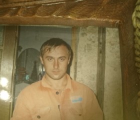 Олег, 47 лет, Узловая