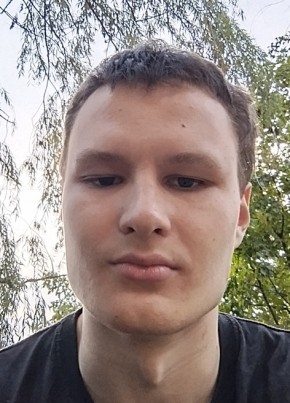 Егор из Донецка 18 лет