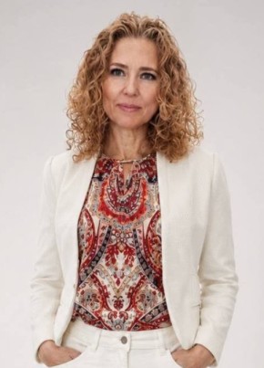 Юлия из Жуковския 50 лет