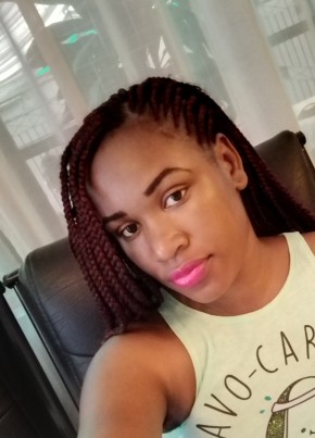 Lydia, 24, Kenya, Nairobi