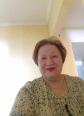 Галина, 68, Россия, Керчь