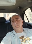 Levan, 44  , Radomsko