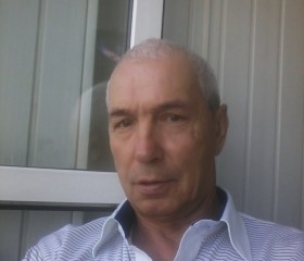 Анатолий, 68 лет, Иркутск