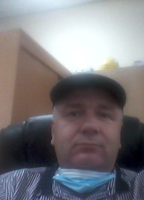 Oleg, 47, Russia, Saratov