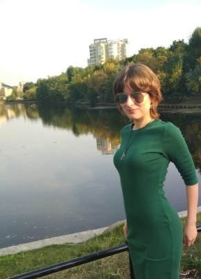Lena, 34, Russia, Moscow