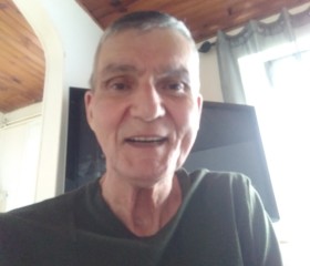 Gilet , 64 года, Amiens